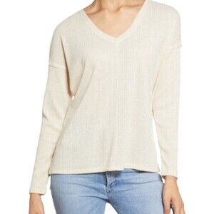 Gibsonlook Waffle Knit Stitch Detail V-Neck Popover T-Shirt In Oat Size L